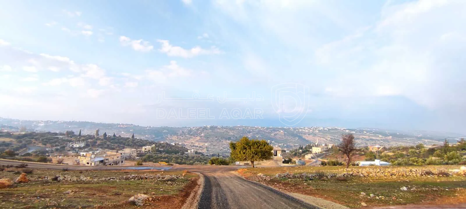 أرض في h - 20,000 دأ - صورة 1